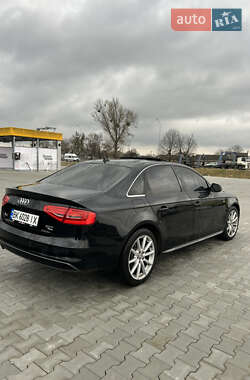 Седан Audi A4 2014 в Бродах