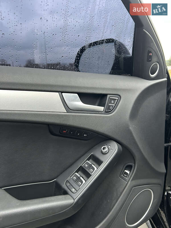 Седан Audi A4 2014 в Бродах