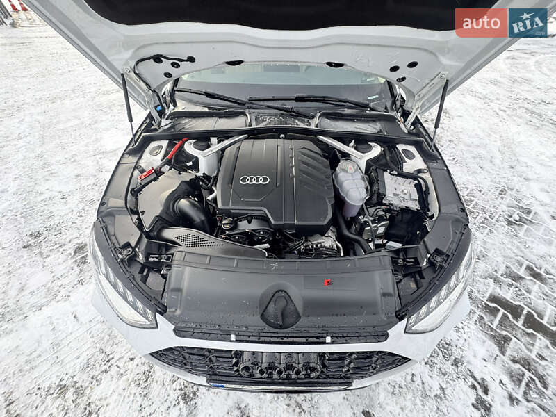 Седан Audi A4 2022 в Києві фото 25 Седан Audi A4 2022 в Києві