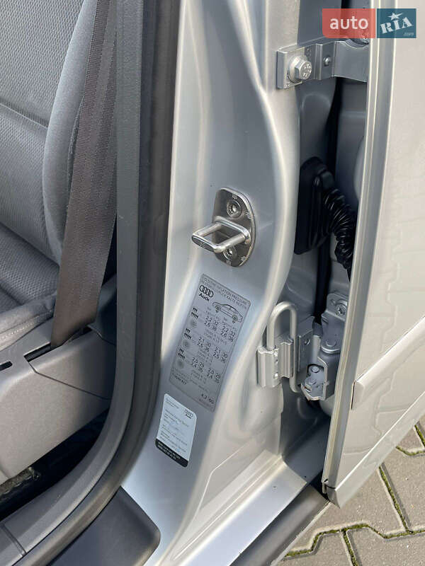 Седан Audi A4 2003 в Виннице фото 112 Седан Audi A4 2003 в Виннице