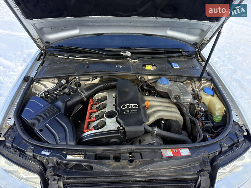 Седан Audi A4 2002 в Мені фото 24 Седан Audi A4 2002 в Мені