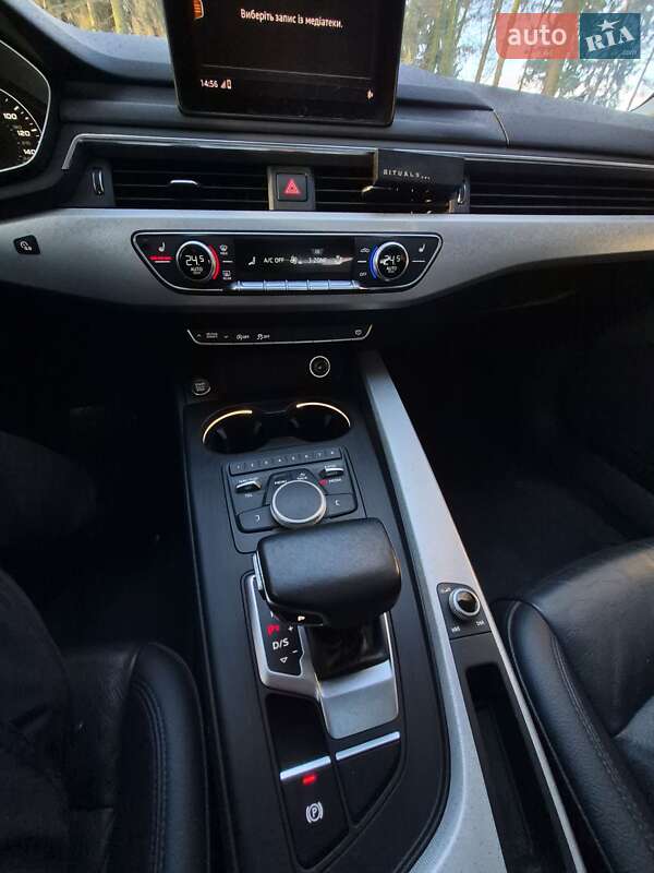 Седан Audi A4 2017 в Львові