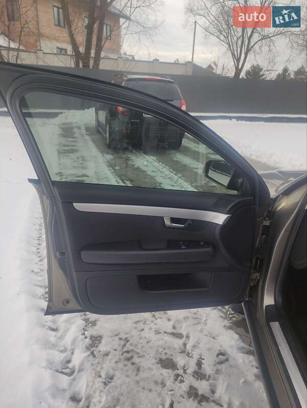 Седан Audi A4 2005 в Львові