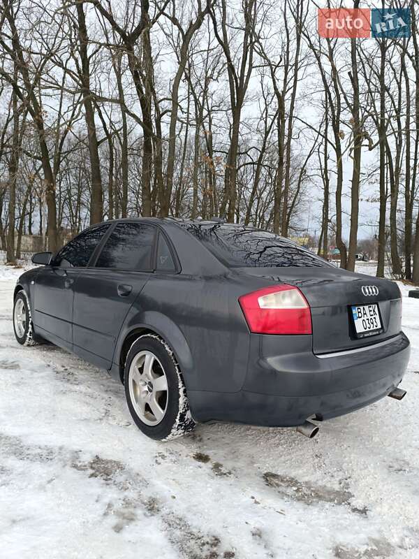 Седан Audi A4 2005 в Умані