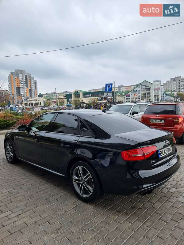 Седан Audi A4 2015 в Львове
