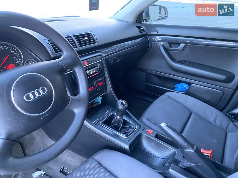 Седан Audi A4 2004 в Тернополе