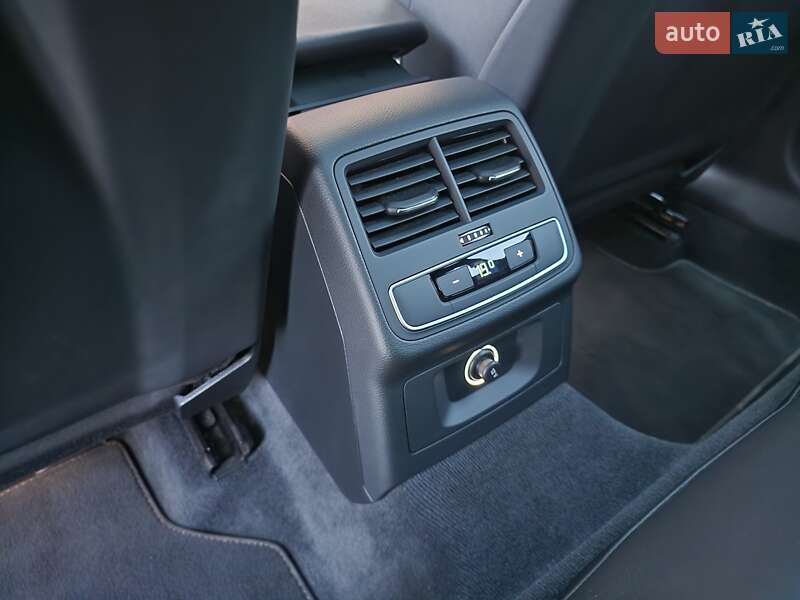 Універсал Audi A4 2019 в Івано-Франківську