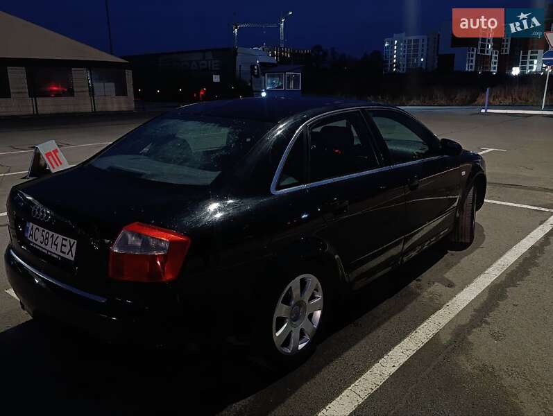 Седан Audi A4 2004 в Луцке