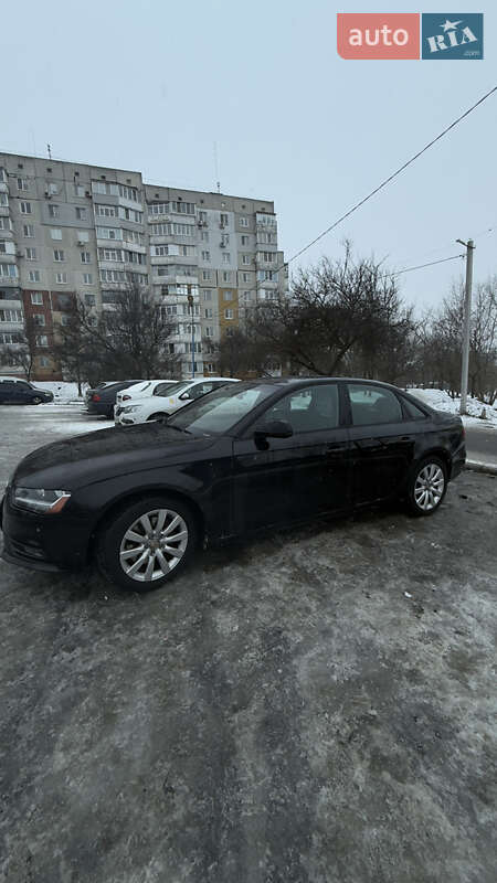 Седан Audi A4 2013 в Ізюмі