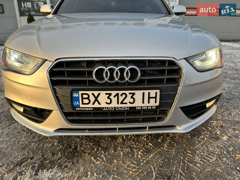 Седан Audi A4 2013 в Виннице
