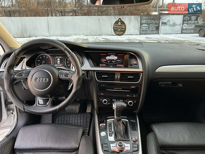 Седан Audi A4 2013 в Виннице