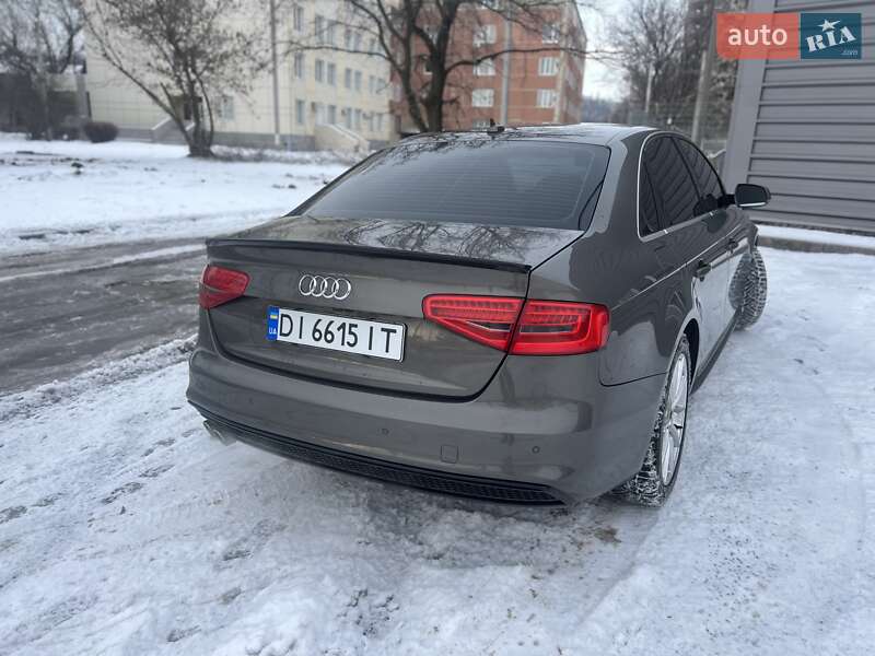 Седан Audi A4 2014 в Харкові