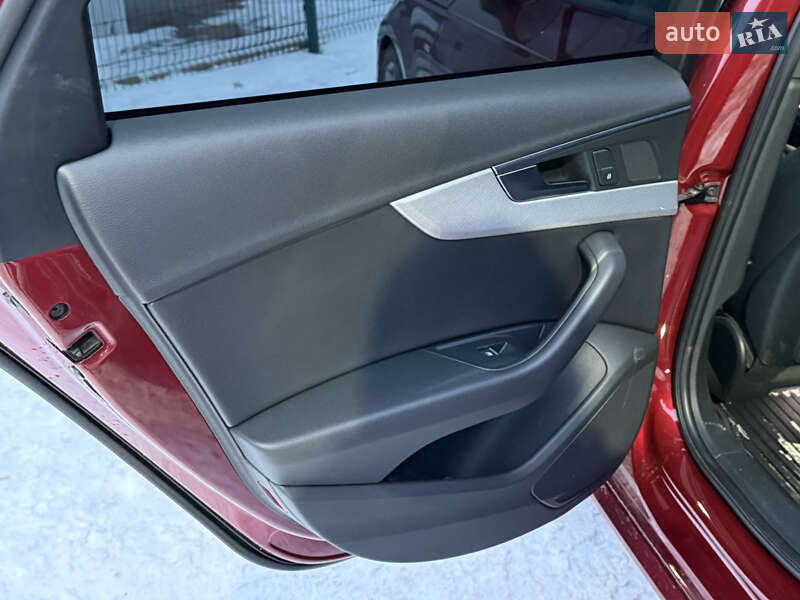 Седан Audi A4 2017 в Києві