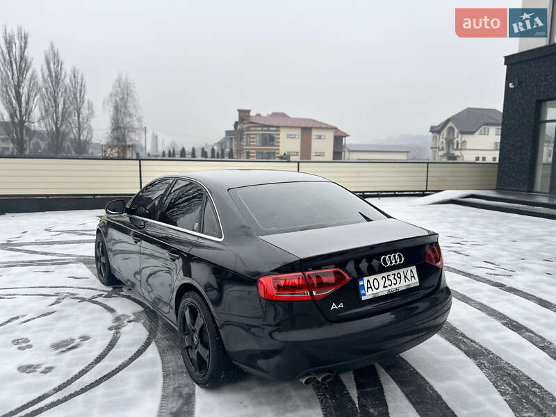 Седан Audi A4 2008 в Тячеве