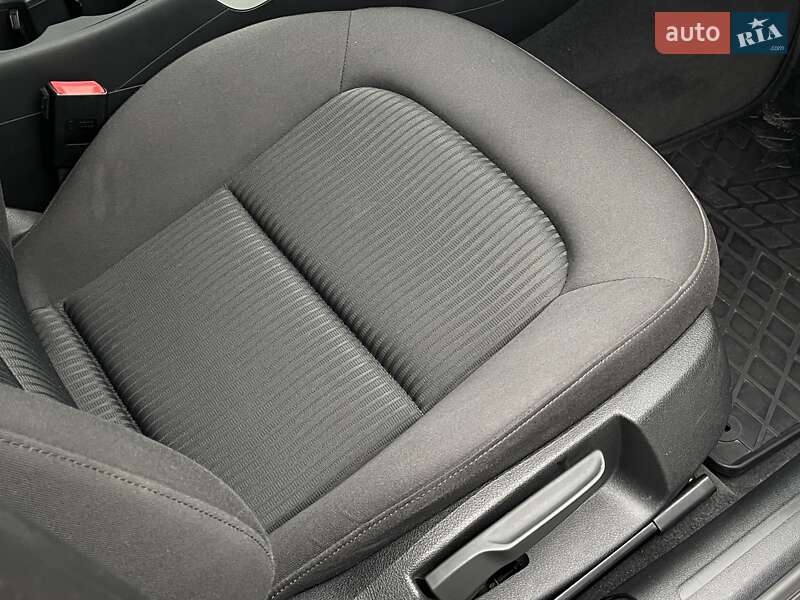 Универсал Audi A4 2015 в Киеве фото 31 Универсал Audi A4 2015 в Киеве