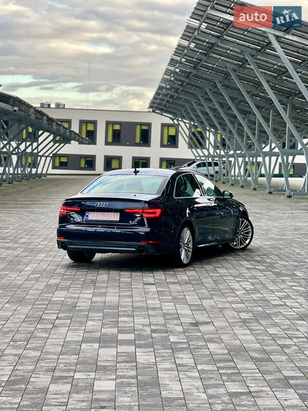 Седан Audi A4 2018 в Львові