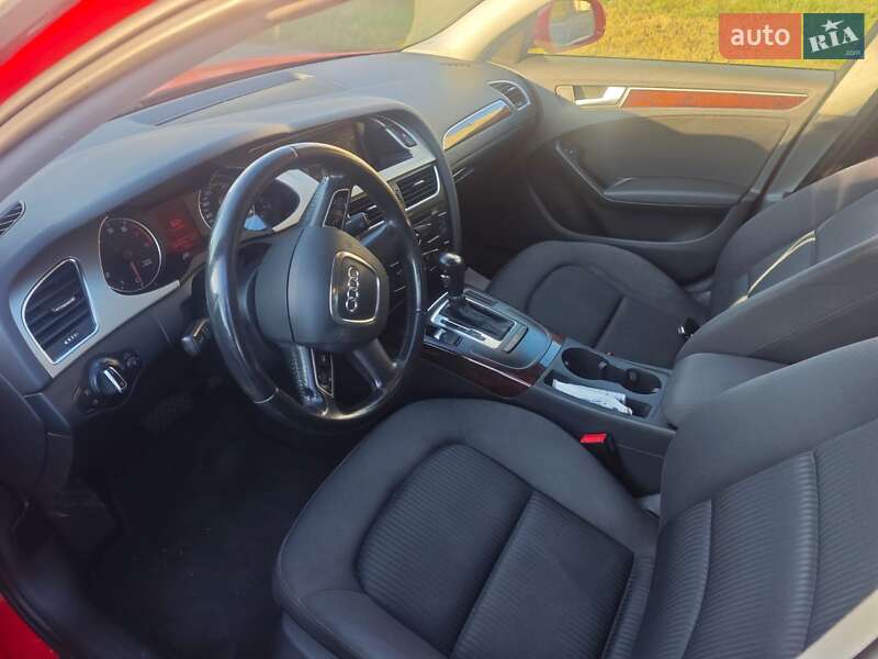 Седан Audi A4 2010 в Киеве