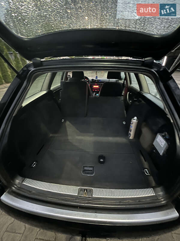 Универсал Audi A4 2002 в Звягеле