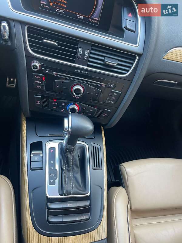 Седан Audi A4 2013 в Одессе