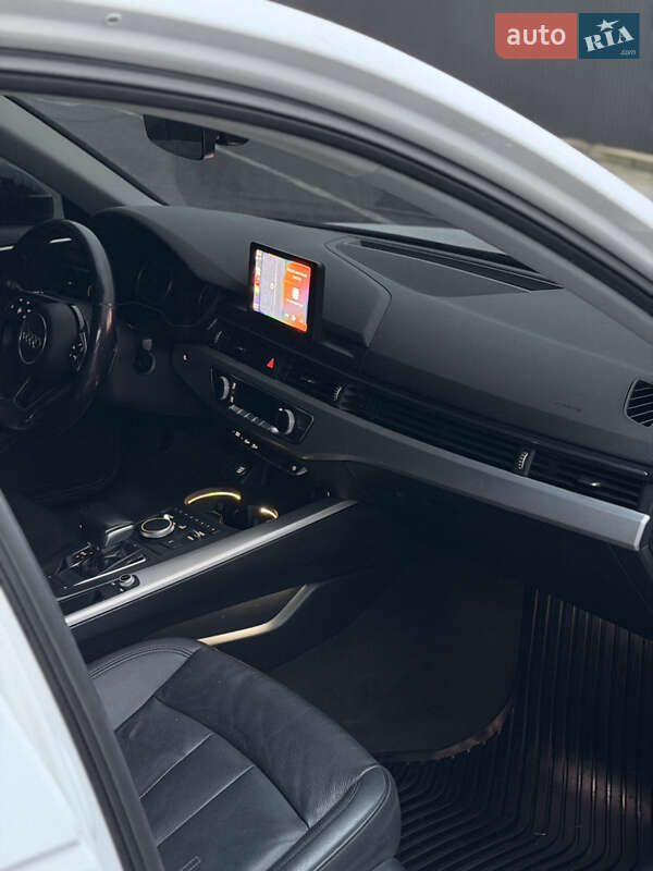 Седан Audi A4 2016 в Тернополе