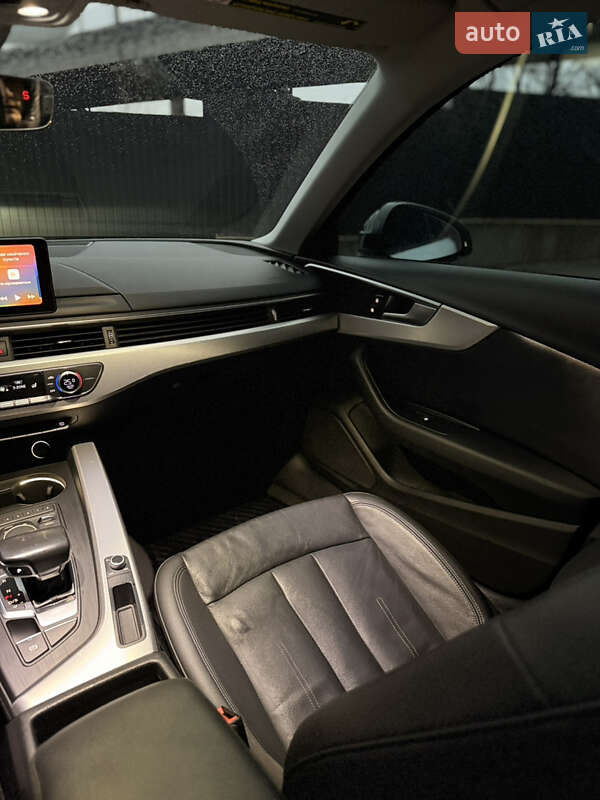 Седан Audi A4 2016 в Тернополе