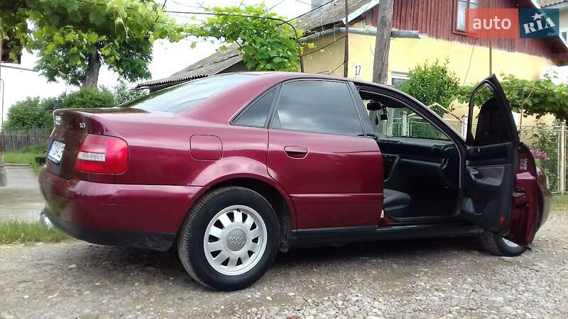 Седан Audi A4 1999 в Ивано-Франковске