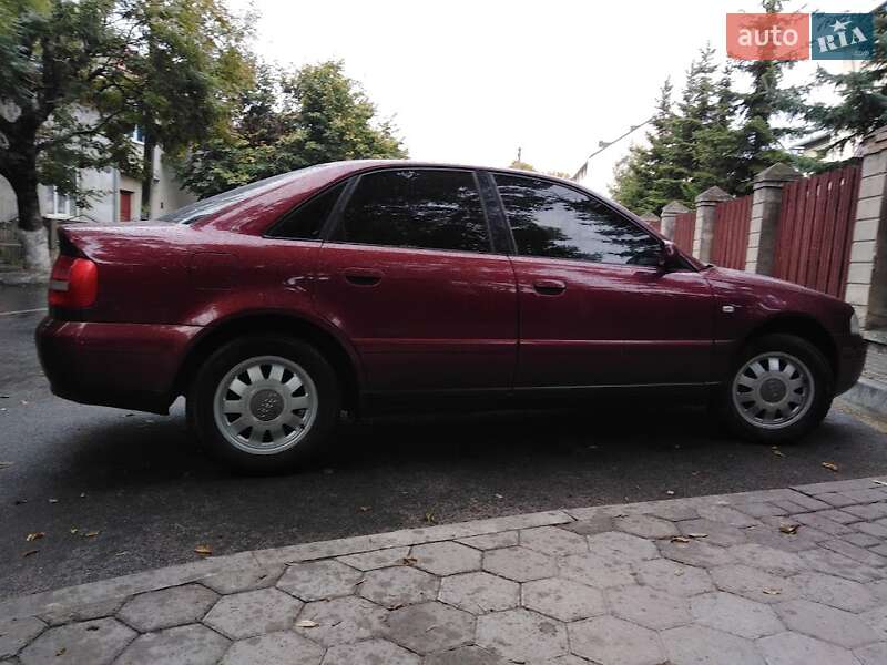 Седан Audi A4 1999 в Івано-Франківську