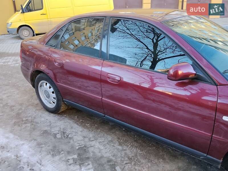 Седан Audi A4 1999 в Івано-Франківську