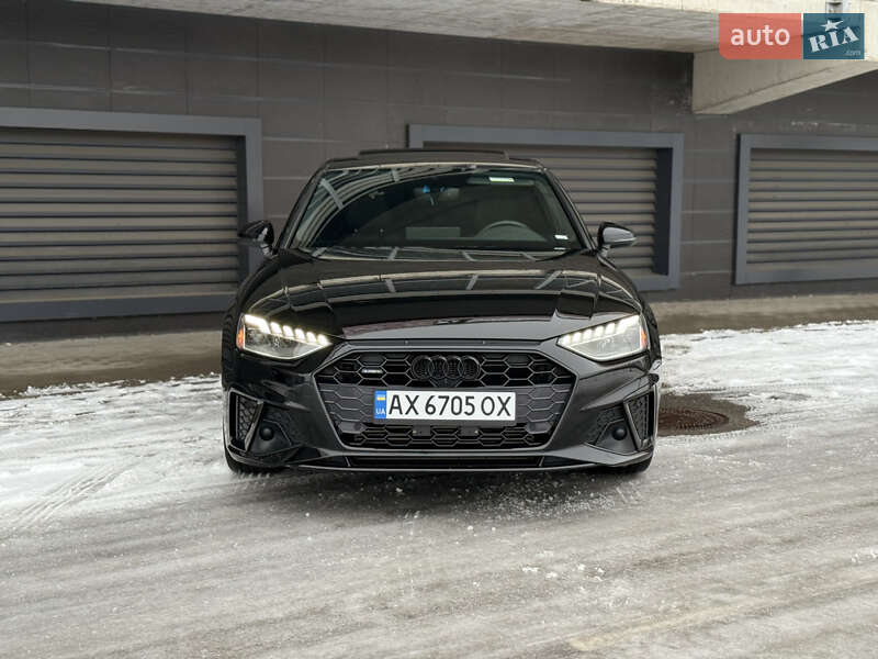 Седан Audi A4 2023 в Киеве