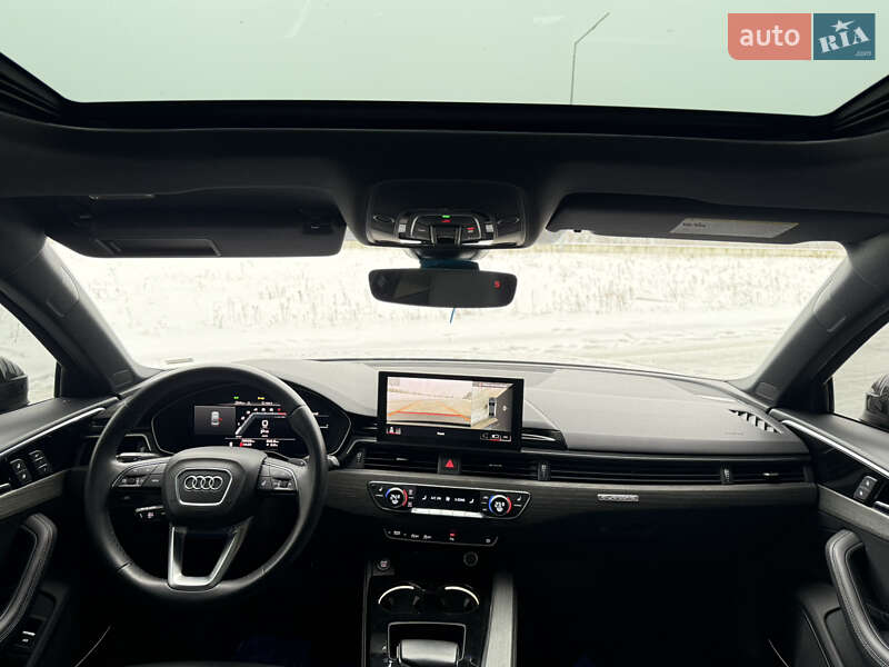 Седан Audi A4 2023 в Киеве