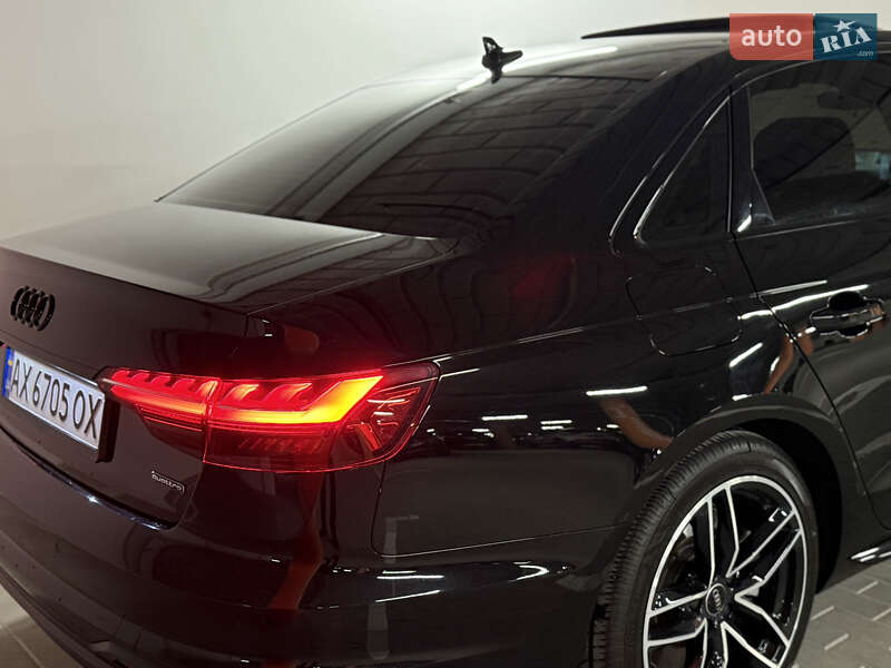 Седан Audi A4 2023 в Киеве