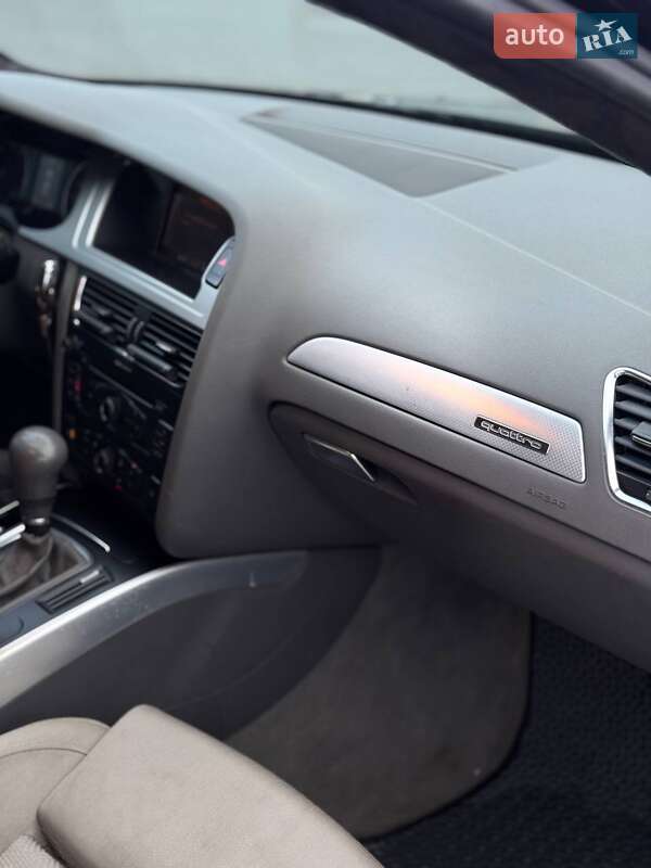 Седан Audi A4 2009 в Чернівцях