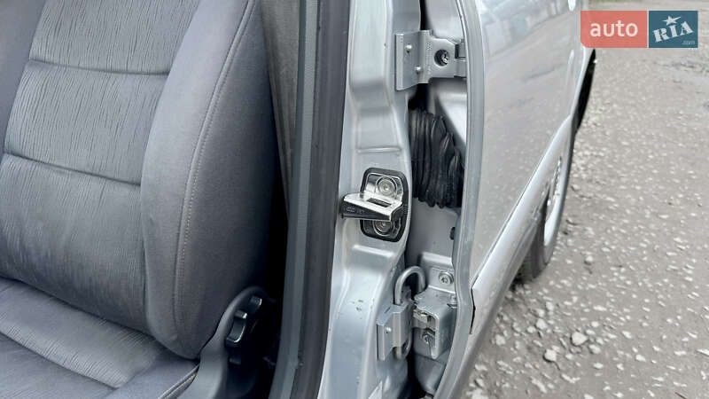 Седан Audi A4 2000 в Виннице