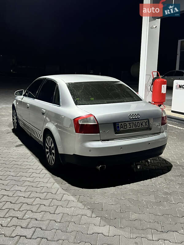 Седан Audi A4 2001 в Виннице