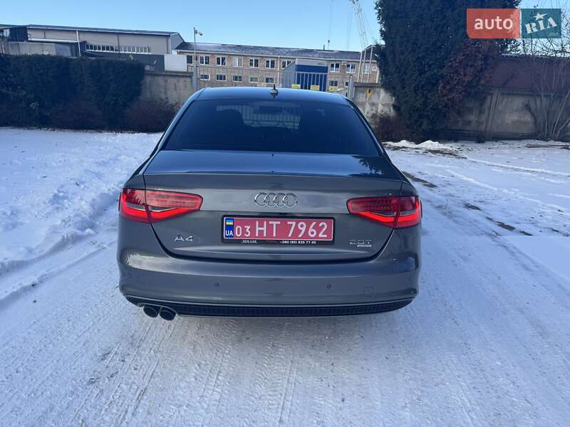 Седан Audi A4 2015 в Луцке