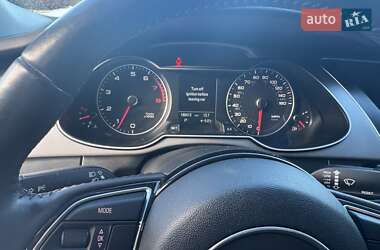 Седан Audi A4 2014 в Луцке