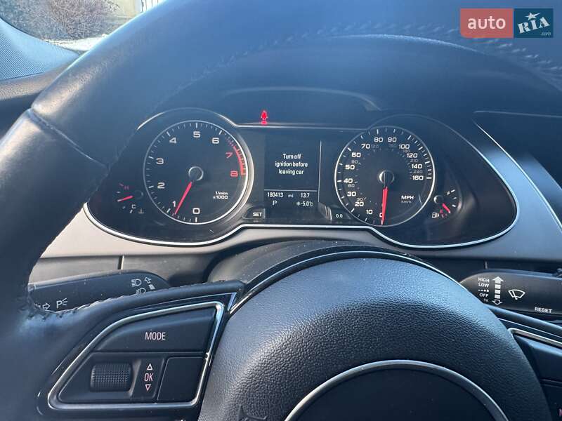 Седан Audi A4 2015 в Луцке