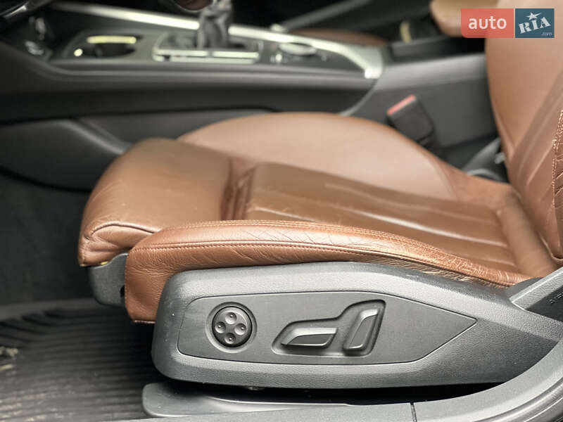 Седан Audi A4 2018 в Ивано-Франковске