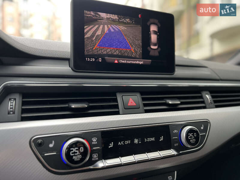 Седан Audi A4 2018 в Ивано-Франковске