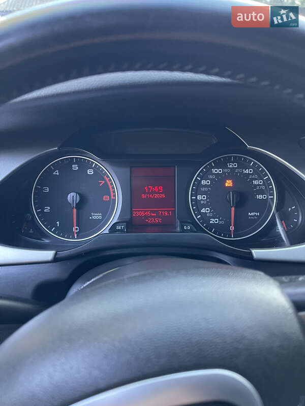 Седан Audi A4 2011 в Конотопе