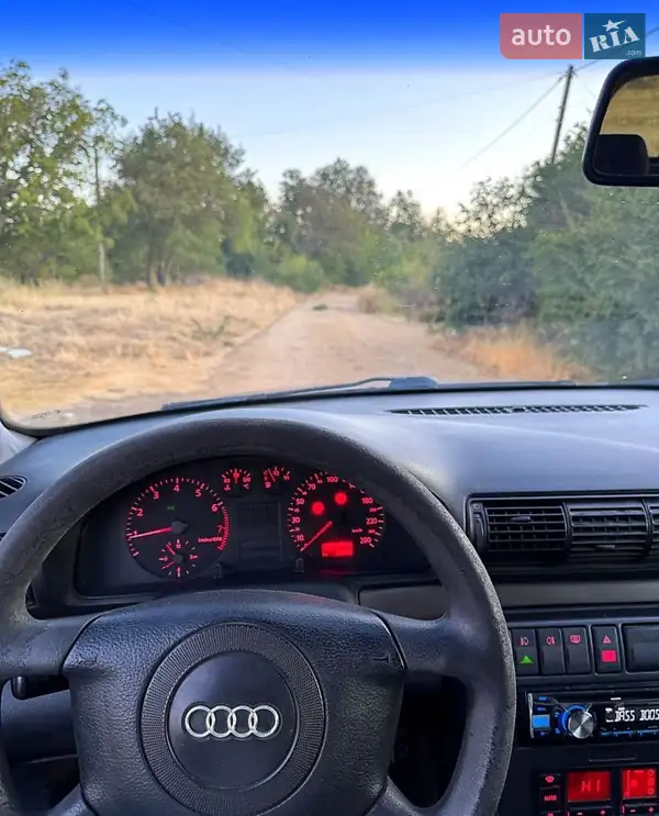 Audi A4 1998