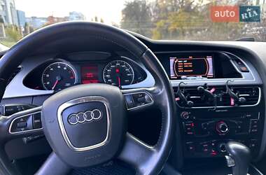 Седан Audi A4 2012 в Черкассах