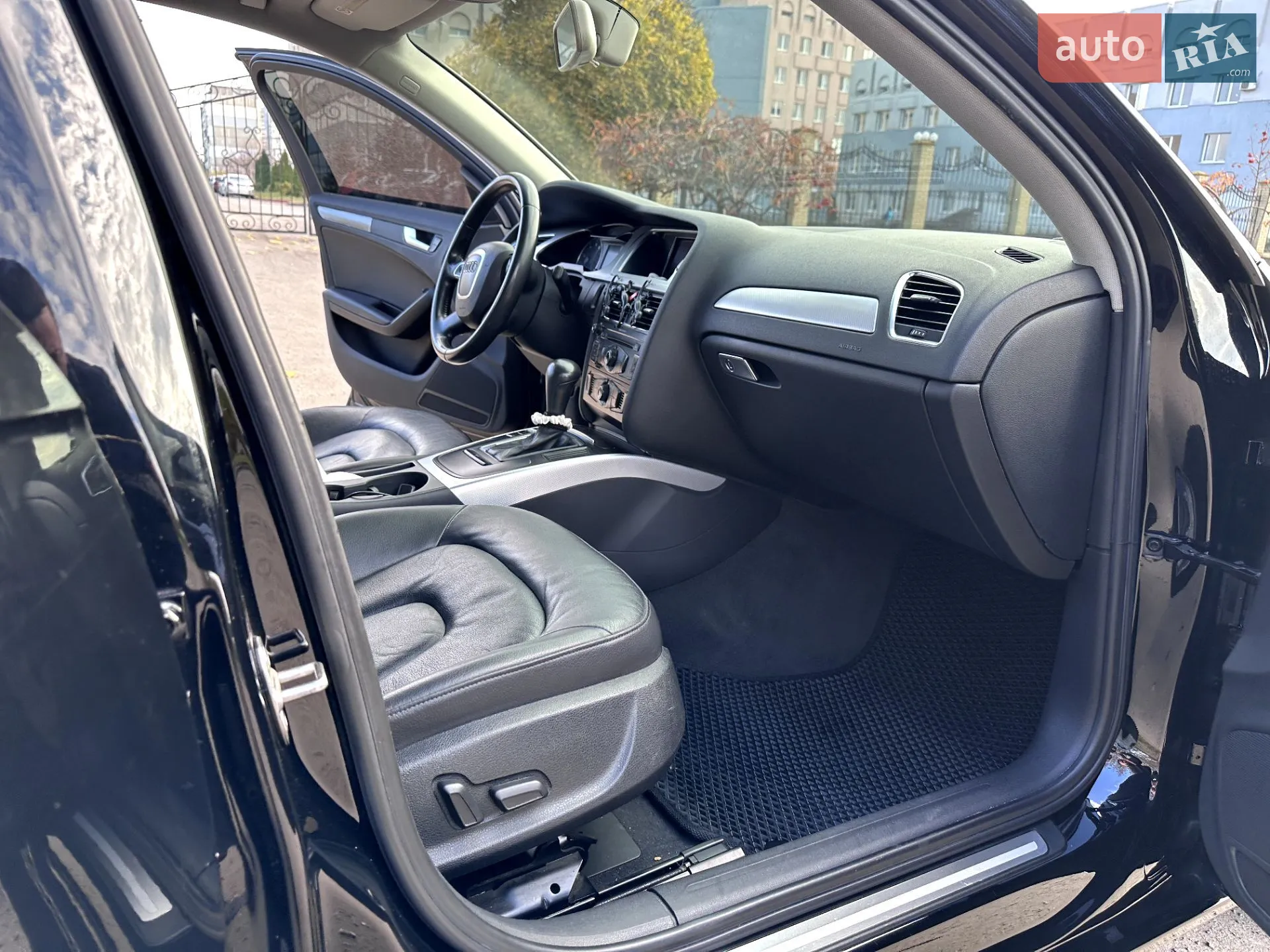 2012 Audi A4 - мініатюра 14