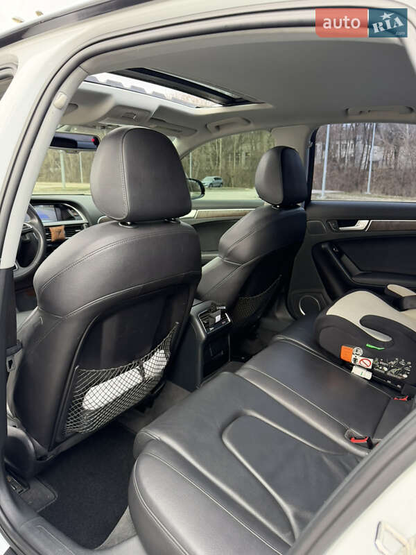 Седан Audi A4 2013 в Днепре