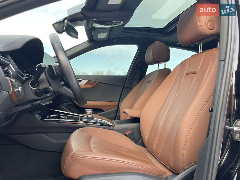 Седан Audi A4 2020 в Киеве