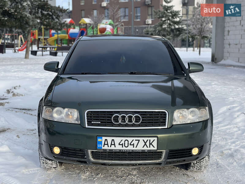 Седан Audi A4 2001 в Киеве