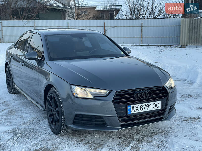 Седан Audi A4 2016 в Киеве
