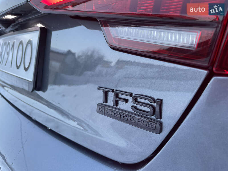 Седан Audi A4 2016 в Киеве