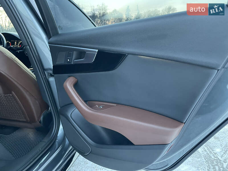 Седан Audi A4 2016 в Киеве