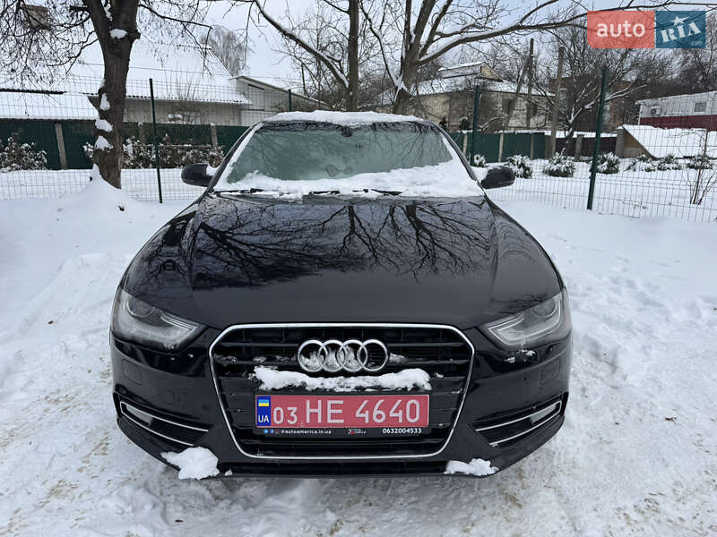 Седан Audi A4 2013 в Каменец-Подольском